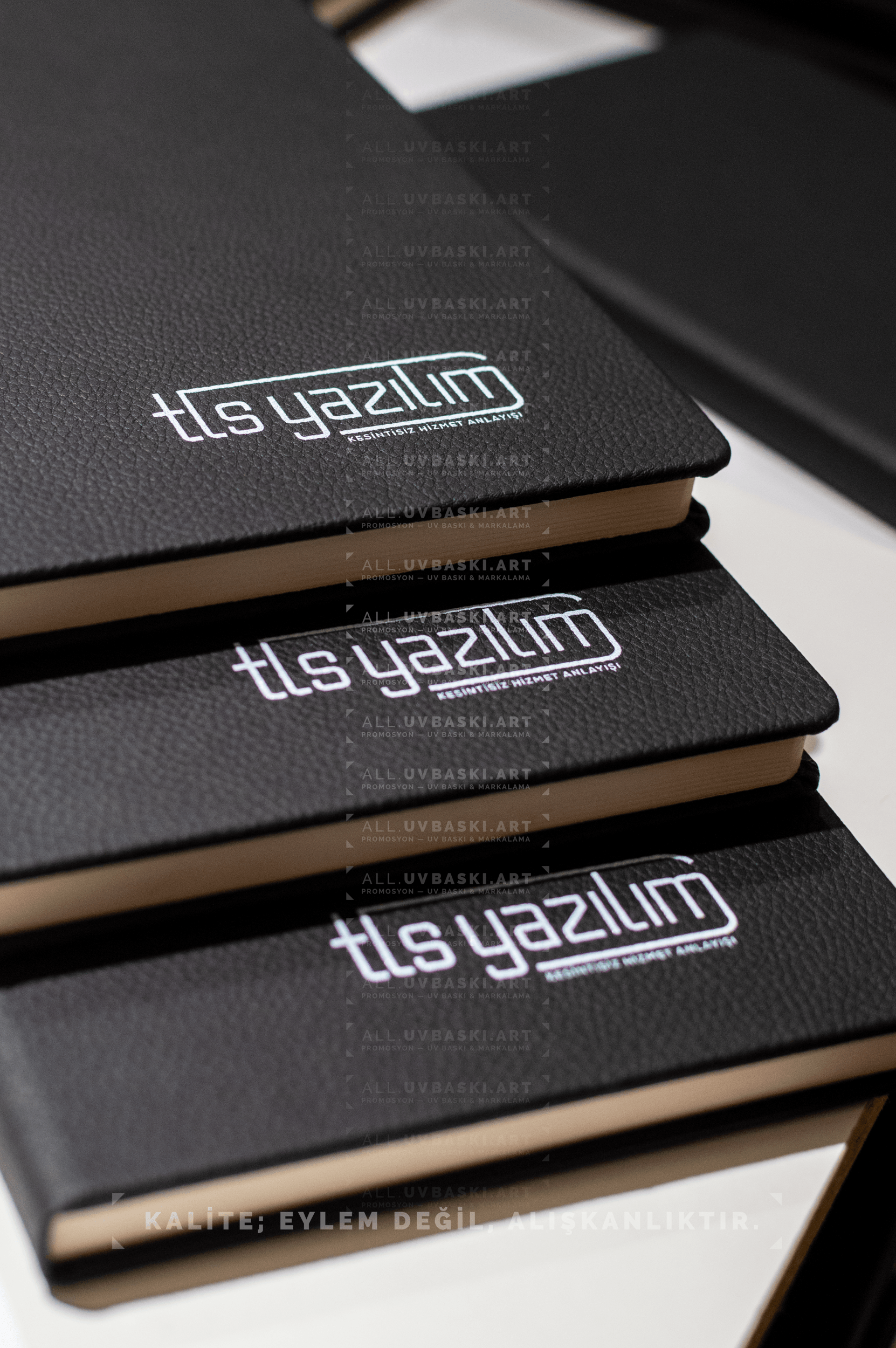 Benzersiz UV Baskılı Logo Defter