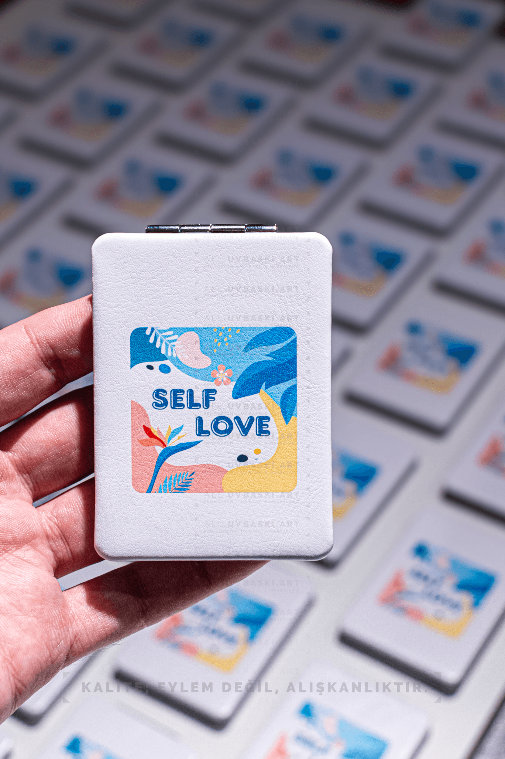 Kurumsal firmalar için Mimaki UV baskılı PU deri makyaj aynası.