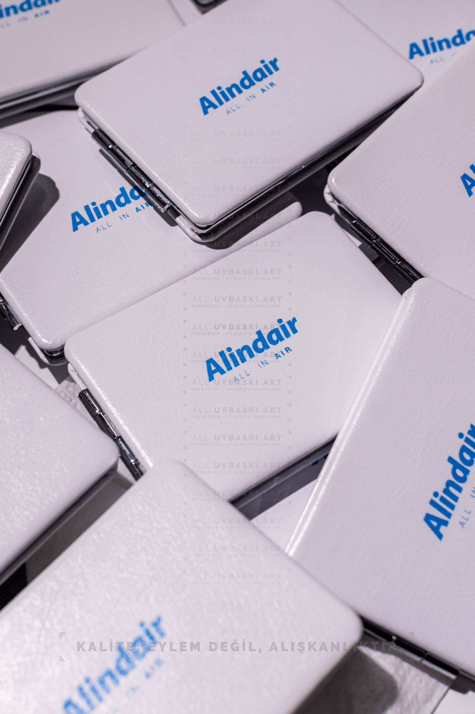 Mimaki UV baskılı PU deri makyaj aynası.