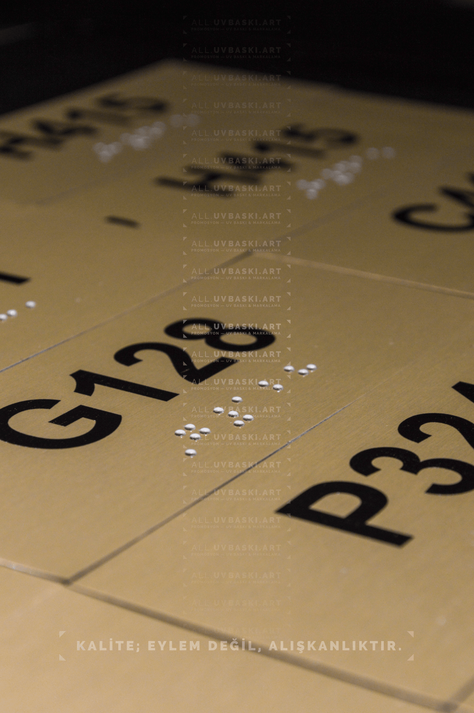 Braille alfabesi kabartma UV baskılı müze eser açıklaması