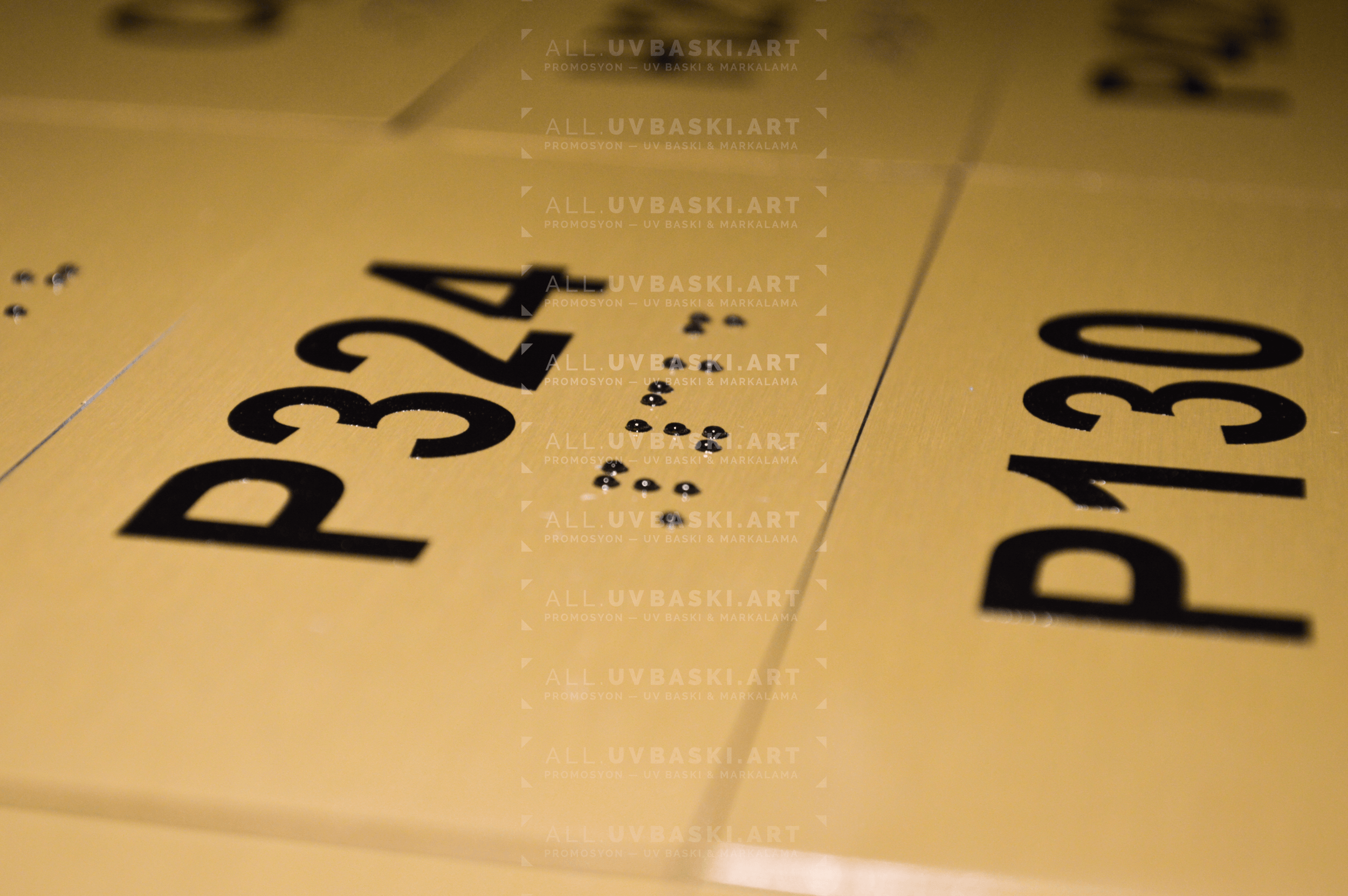 Braille alfabesi kabartma UV baskılı kapı isimliği