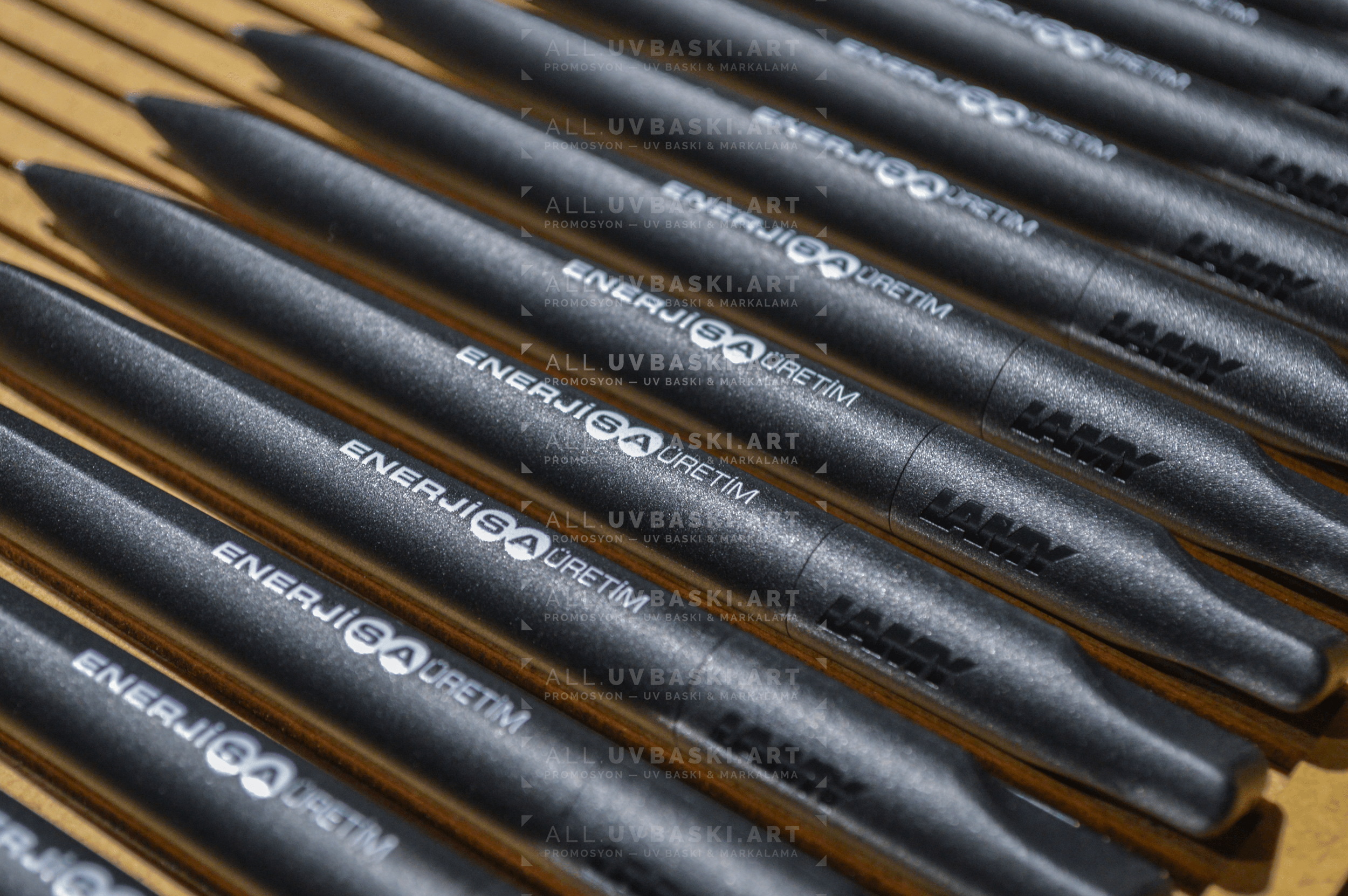 Etkinlikte UV Baskılı Kalem Dağıtımı – ALL ile Marka Deneyimi